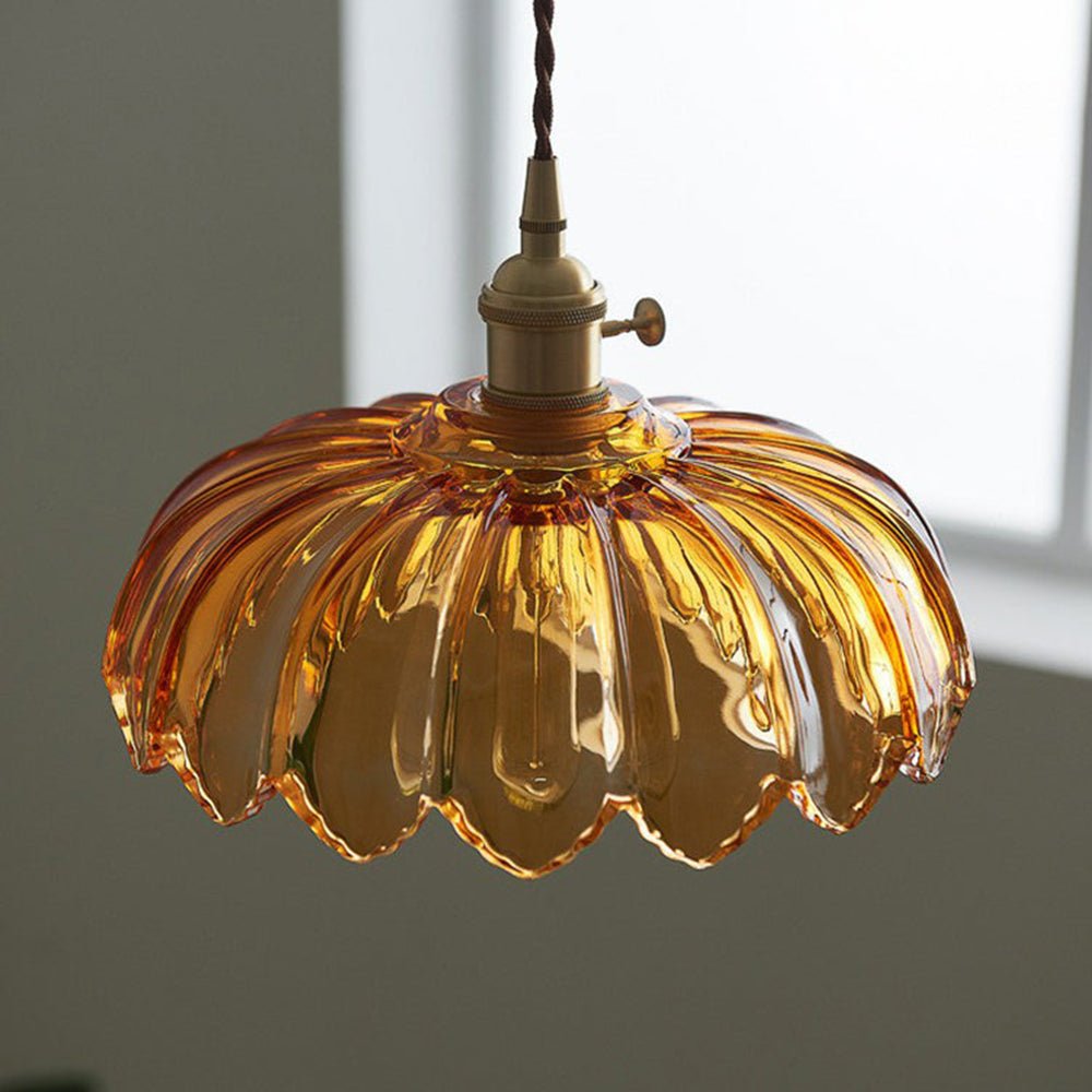 Elegant Radiance | Ceiling Lamp with a Modern Design